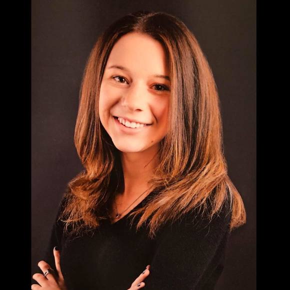 Meet your Posher, Mollie - Picture 1 of 1